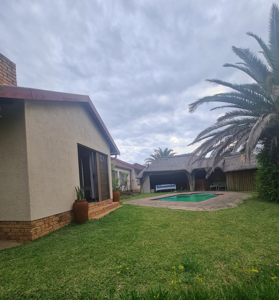4 Bedroom Property for Sale in Vaalpark Free State